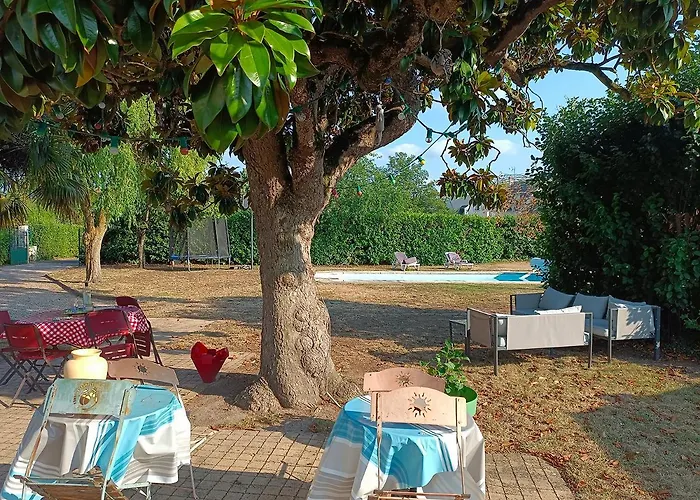 Le Magnolia, D'hôte Au Calme