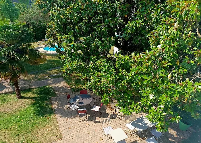 Le Magnolia, D'hote Au Calme Frühstückspension 3*